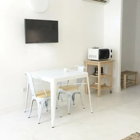 Cozy Janelas Verdes * 리스본